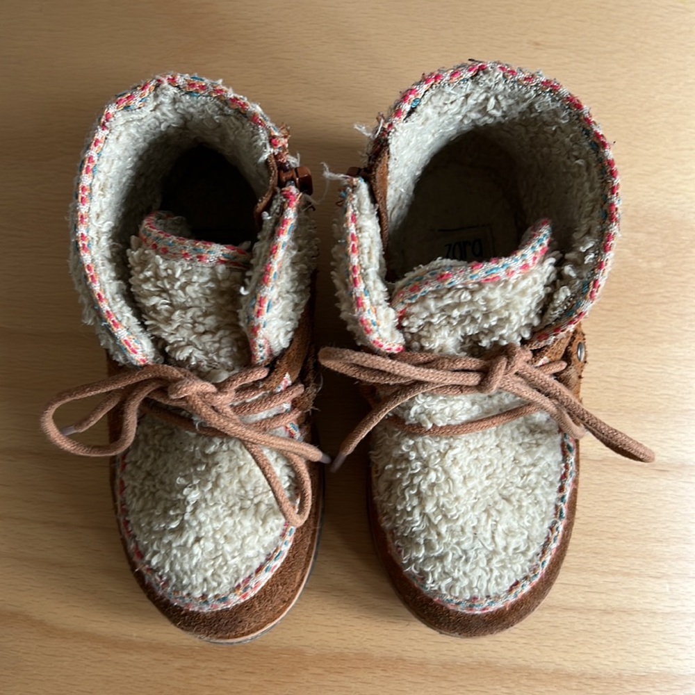 Zara Baby fleece + suede boots